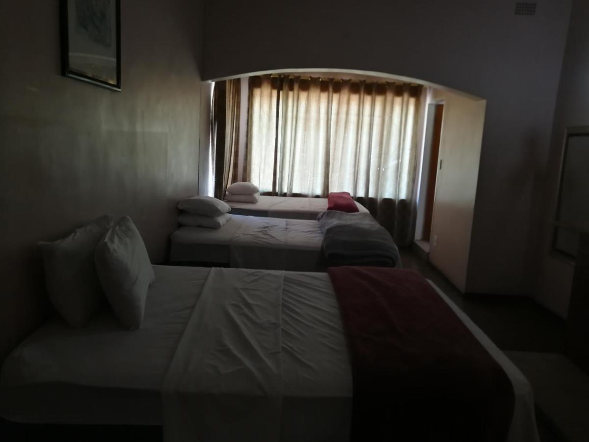 Kamp David Lodge Johannesburg Eksteriør billede